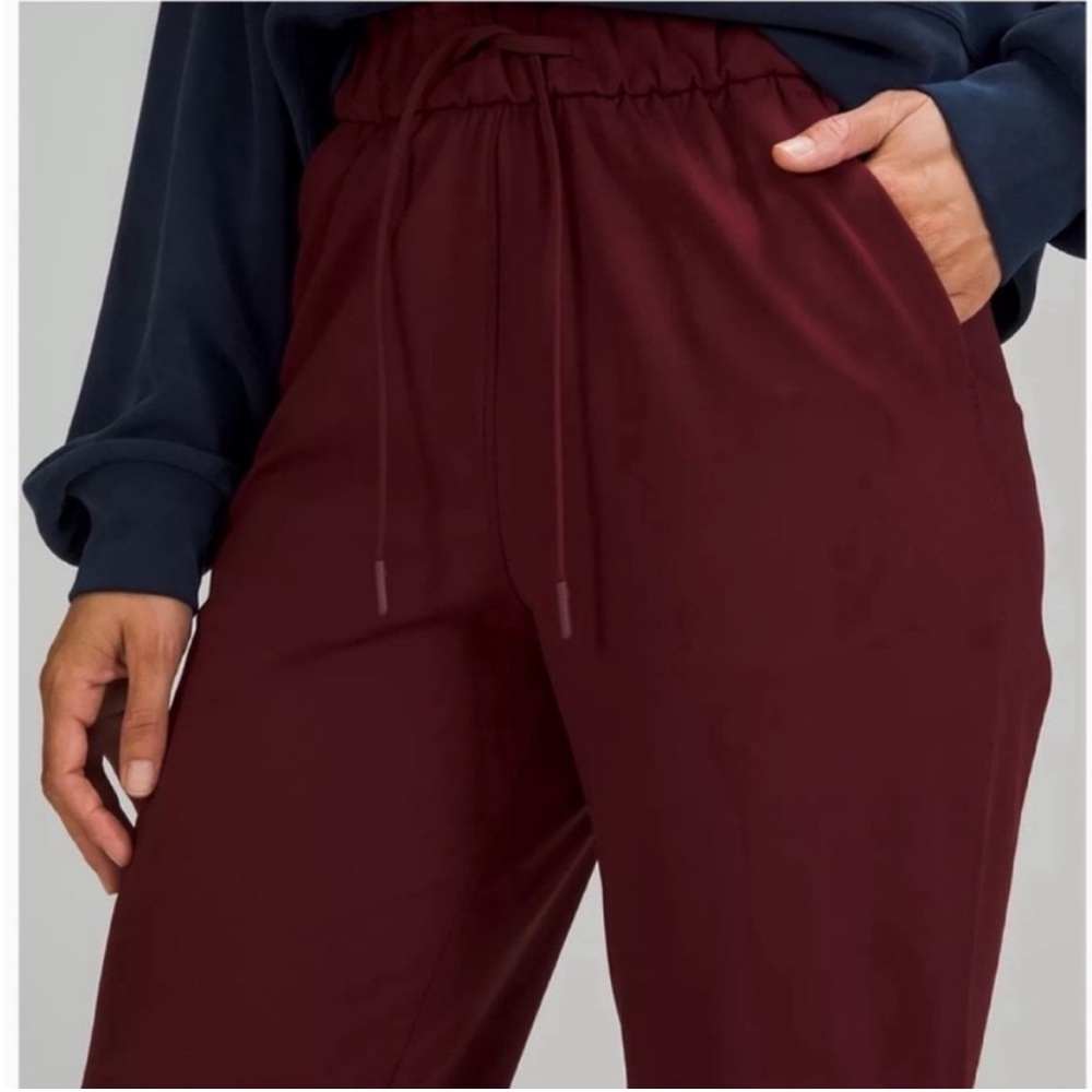 Lululemon Stretch High-Rise Pant Size 10
